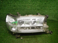 Фара правая Toyota Land Cruiser 200 (2015-2021) LED