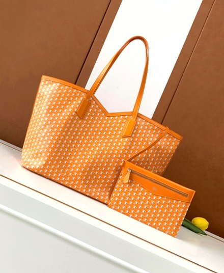 Moynat M Tote GM