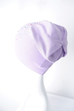 Шапка со стразами