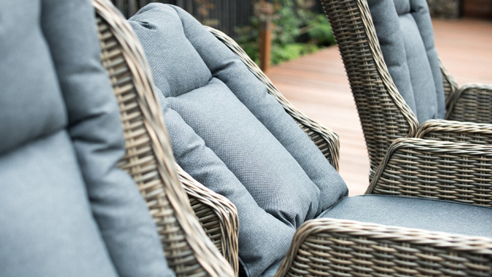 Регулируемое кресло из искусственного ротанга /алюминиевый каркас ВЕРОНА с подушками