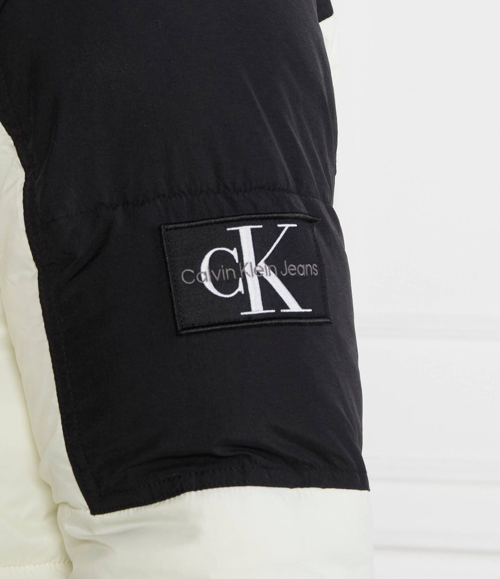 Куртка CALVIN KLEIN JEANS - белый(J30J323461)