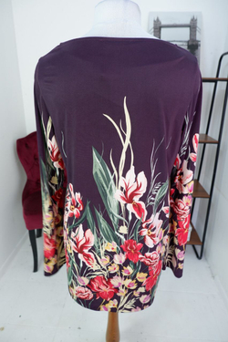 Блузка симпатичная на каждый день 50-52  размер