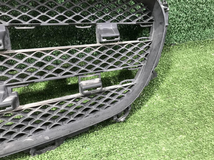 Решетка радиатора Mercedes E W213 (2016-2021)