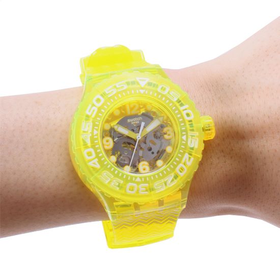 Наручные часы Swatch SUUJ101