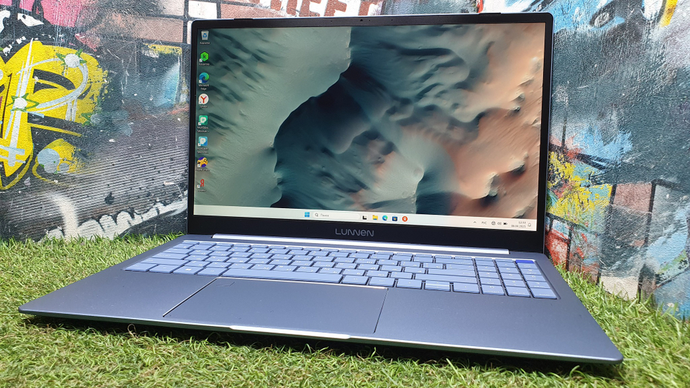 Ноутбук Lunnen Ryzen 5/16Gb/FHD/Ground 15 LL5FAWL02/Windows 11