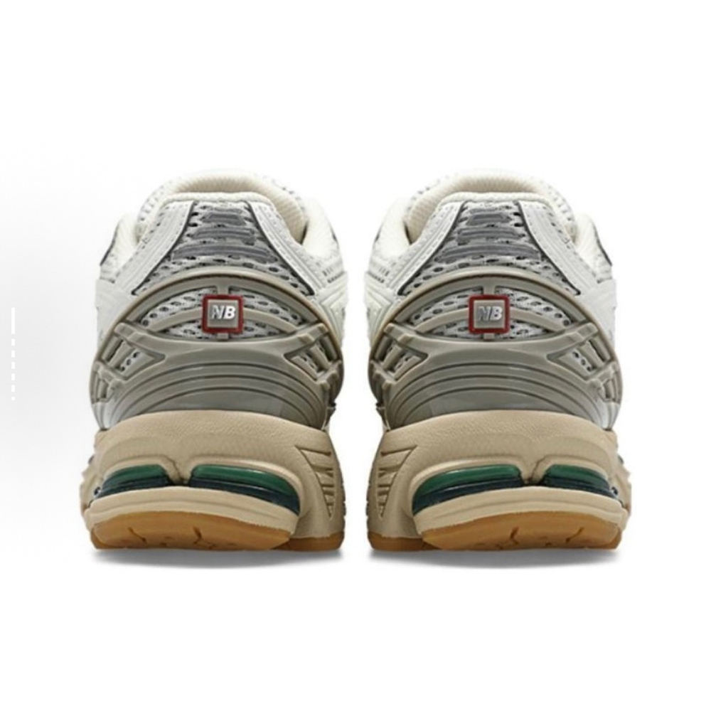 Кроссовки New Balance 1906R