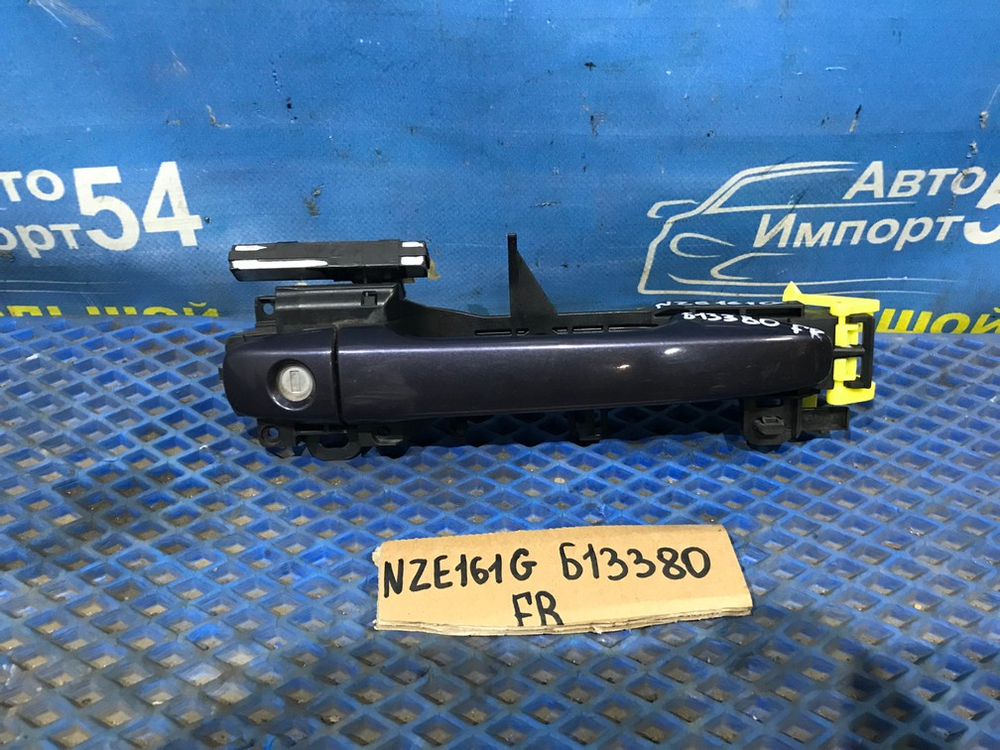Ручка двери передней правой внешняя TOYOTA FIELDER 2012-2017