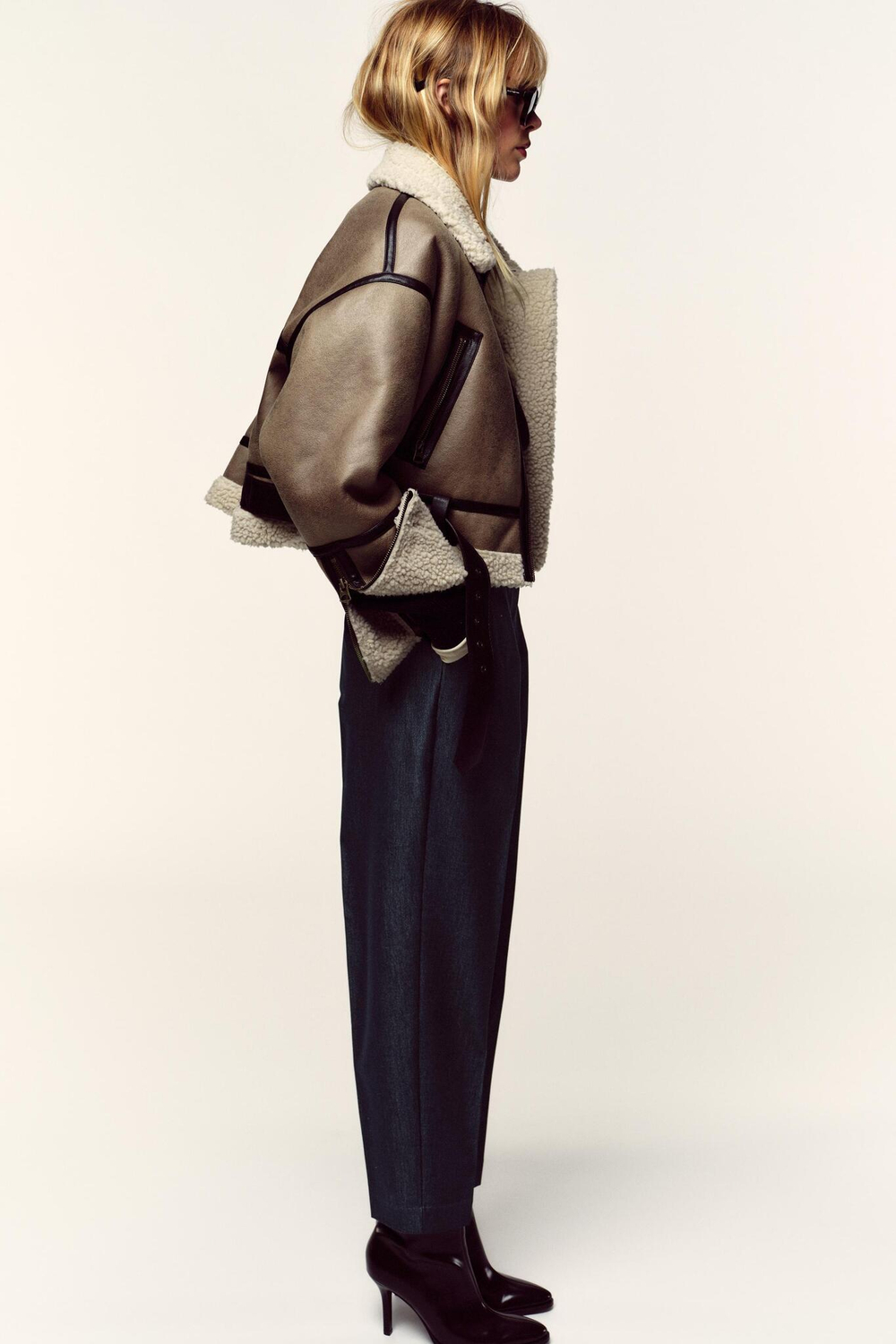 ZARA БРЮКИ С ВЫСОКОЙ ПОСАДКОЙ И РЕМНЕМ, ИНДИГО