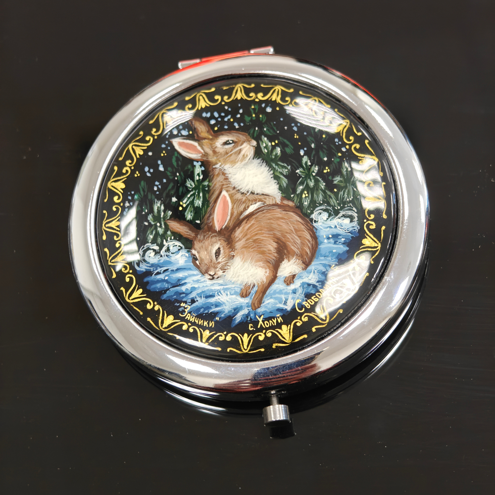 Сувенирное зеркальце с ручной росписью "Зайчата"