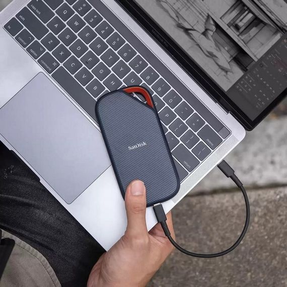 Внешний SSD SanDisk Extreme Pro 2TB с интерфейсом USB4 (SDSSDE82-2T00-G25)