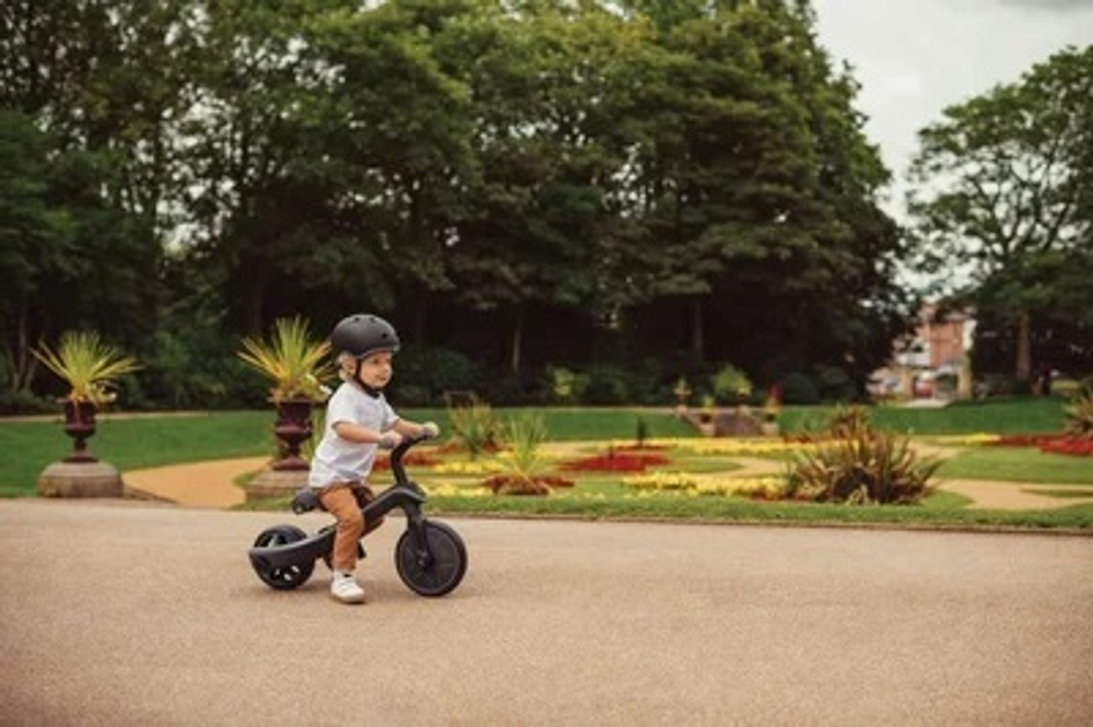 Велосипед-беговел Globber Trike Explorer 4 в 1 Deluxe Play Black-Grey