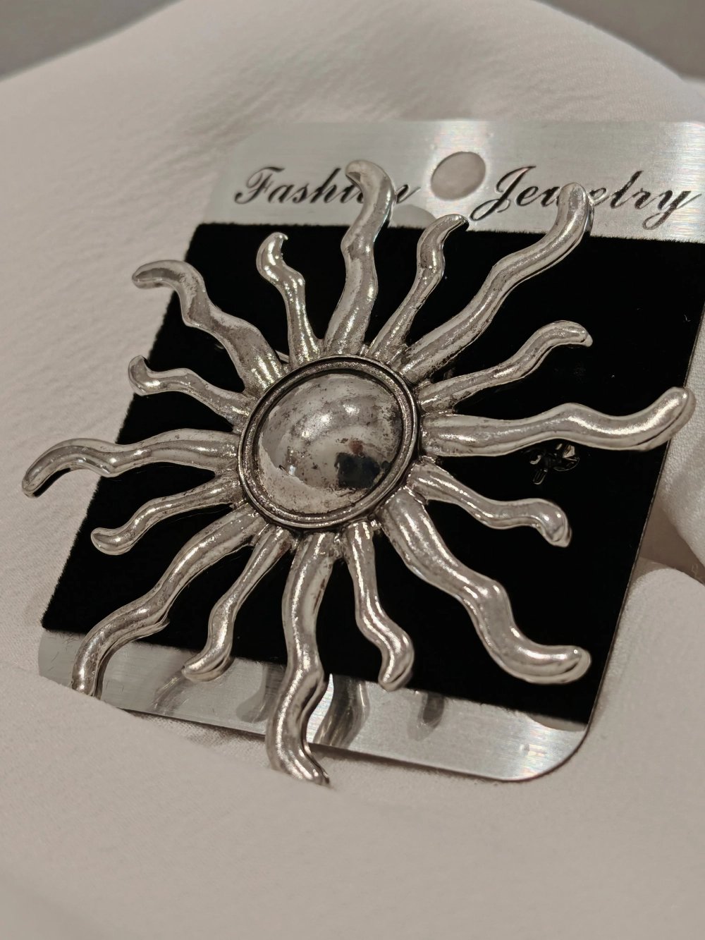 Брошь «Солнце» Antique Silver