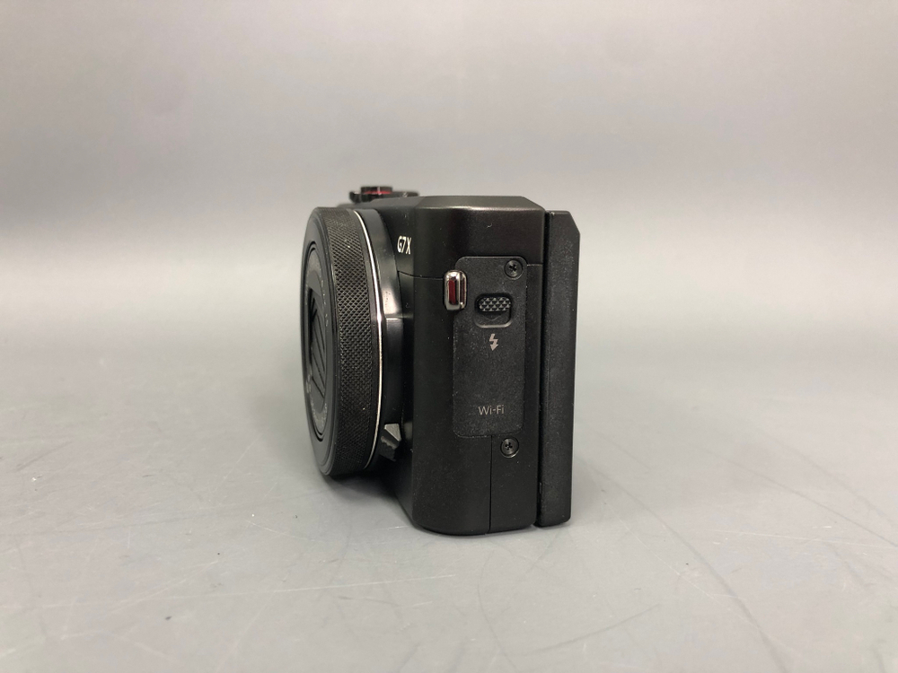 Canon PowerShot G7X Mark II
