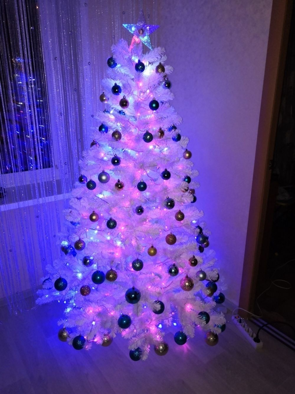 Искусственная белая елка «Жемчужная» (пвх) 150 см / 1.5 м