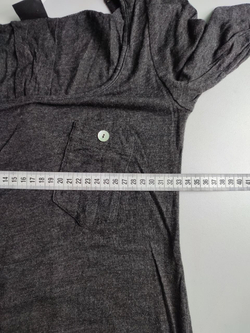 Платье GINA TRICOT тонкое и приятное 44 размер