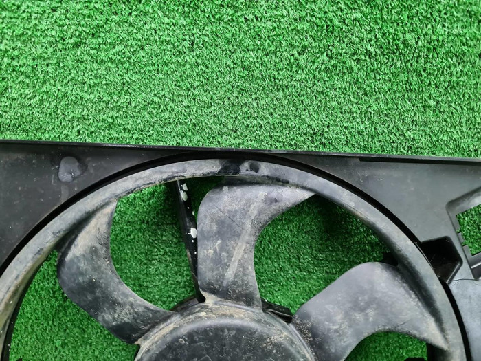 Диффузор с вентилятором Renault Logan 2 (2014-2022