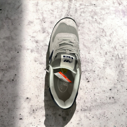 New Balance 574 • Gray