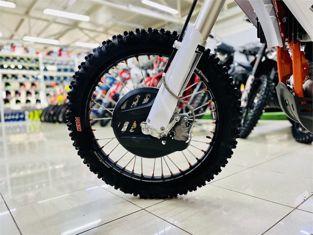 Мотоцикл BRZ MX8 NC450S ENDURO