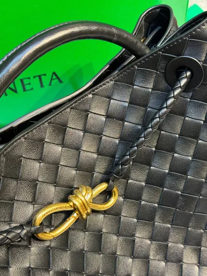 Сумка Bottega Veneta Medium Andiamo черный