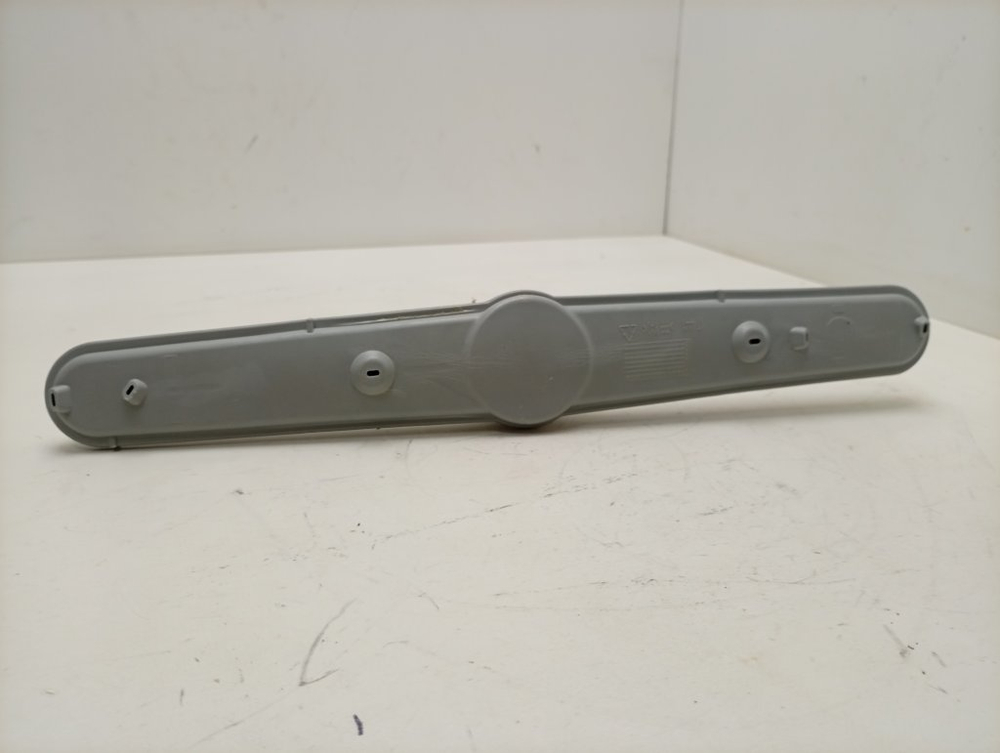 DIS5831 ктп4 Нижний импеллер (разбрызгиватель) для посудомоечных машин Beko Whirlpool 1744400200 б/у