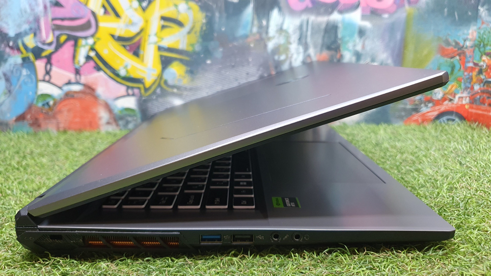 Игровой Thunderobot i5-13/16Gb/RTX 4060 8Gb/144Hz/911 Plus G3 Pro JT009R00BRU/Windows 11