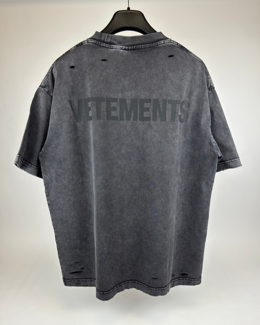 Футболка Vetements