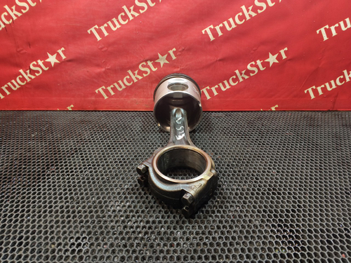 Поршень с шатуном