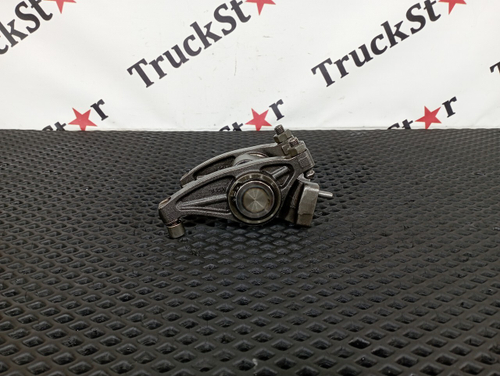 Вал рокеров в сборе 2018 год.