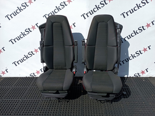 Комплект сидений пневматических 2017г