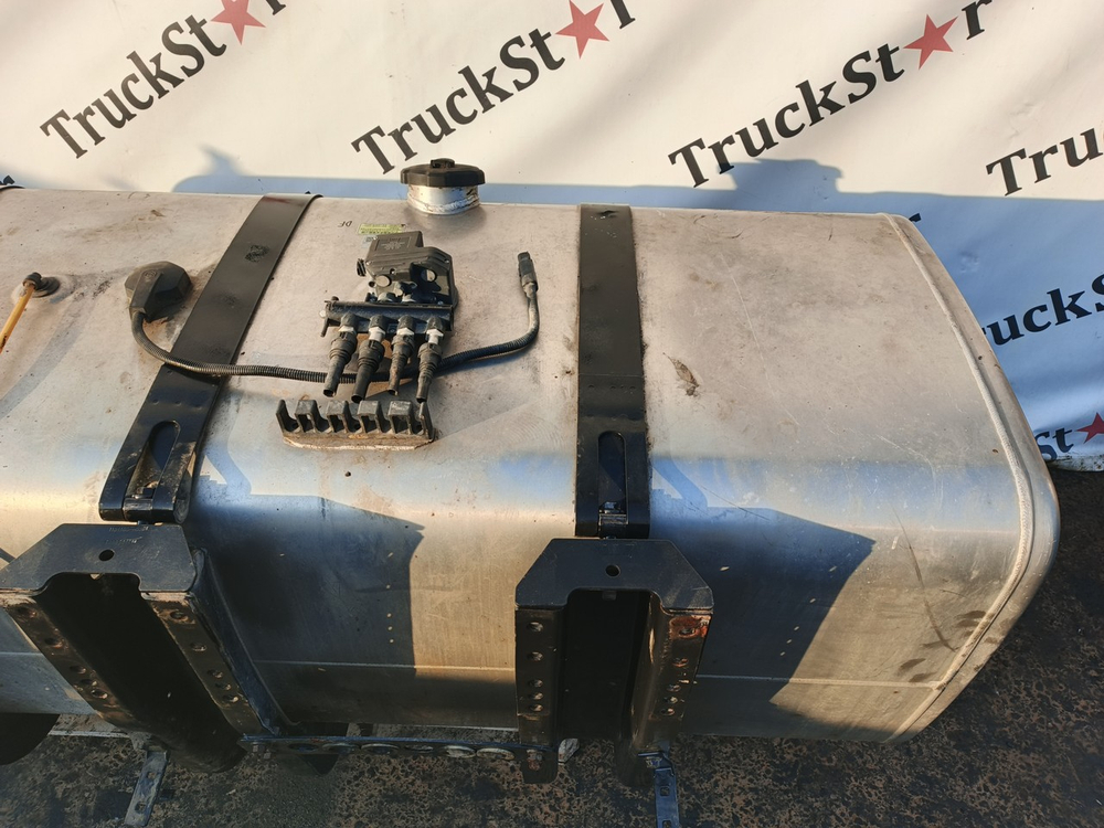 Бак топливный 850 L 2023г.