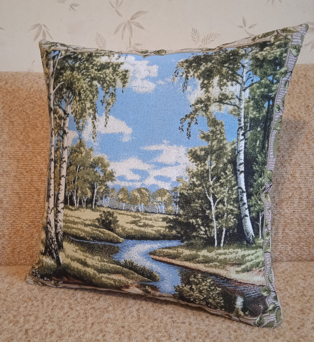 Декоративный гобеленовый чехол для интерьерной подушки Березовый край 47*47