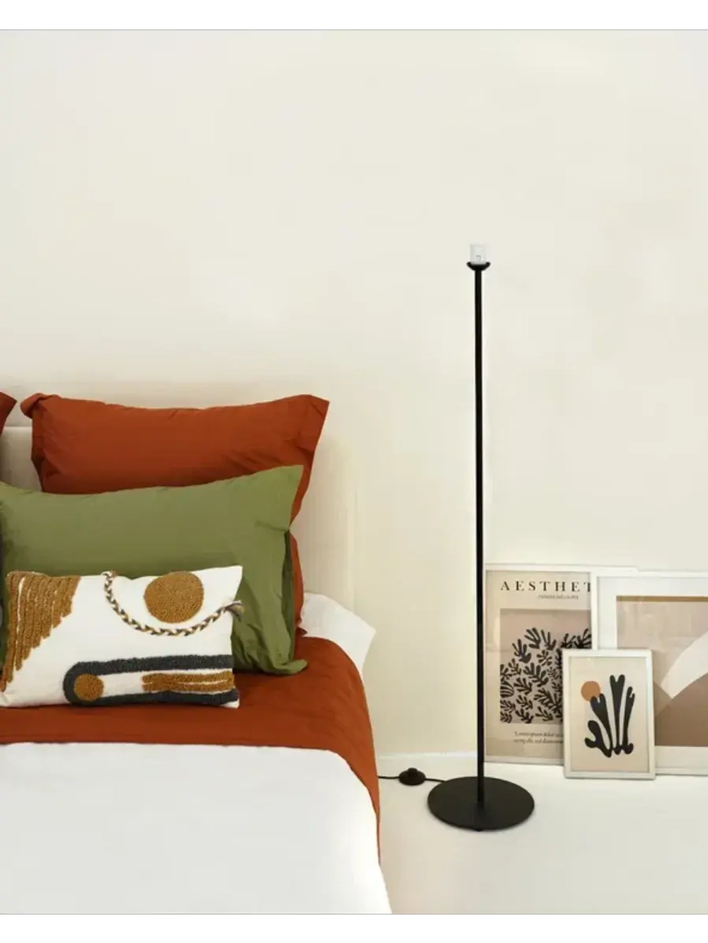 Торшер напольный с абажуром в гостиную современный