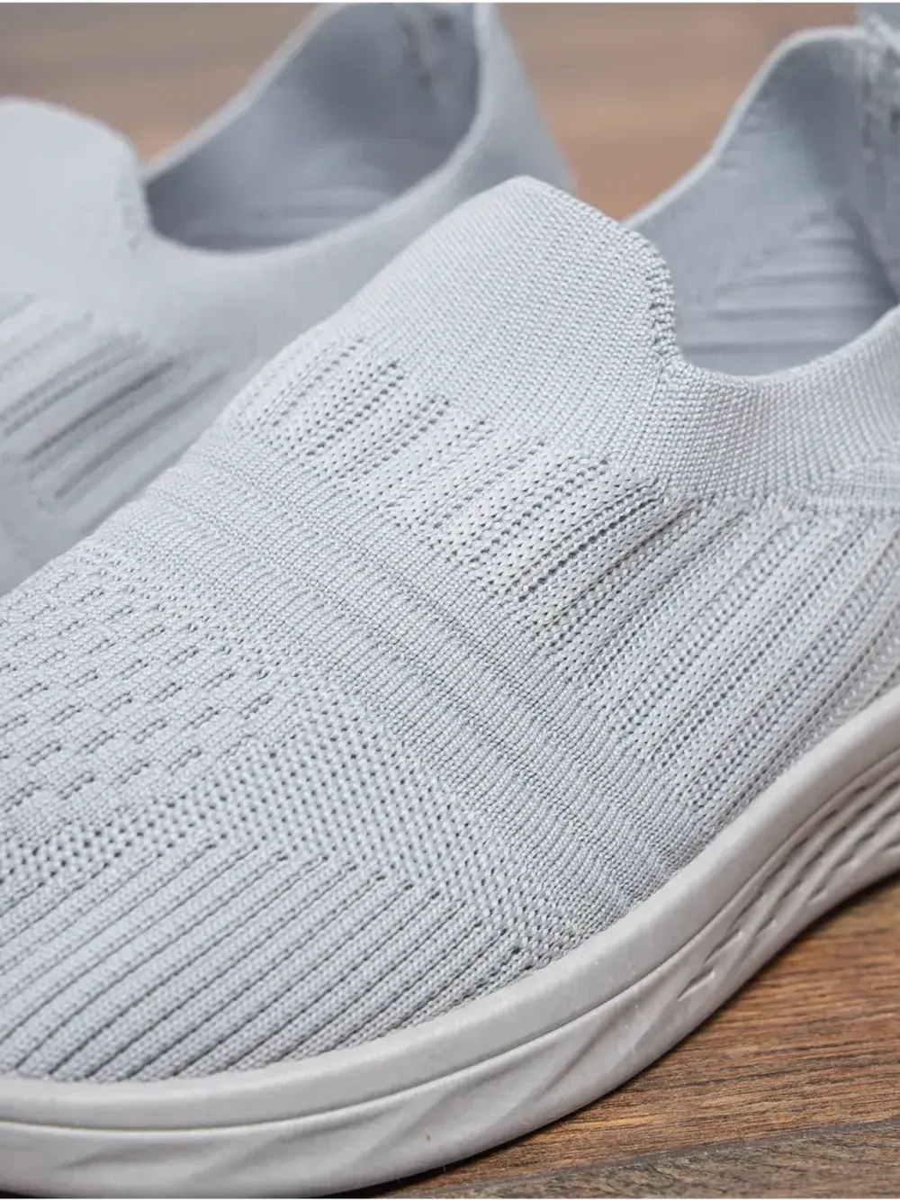 Кроссовки летние текстильные