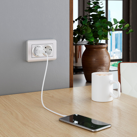 Розетка двойная с заземлением (перламутровый рифленый)