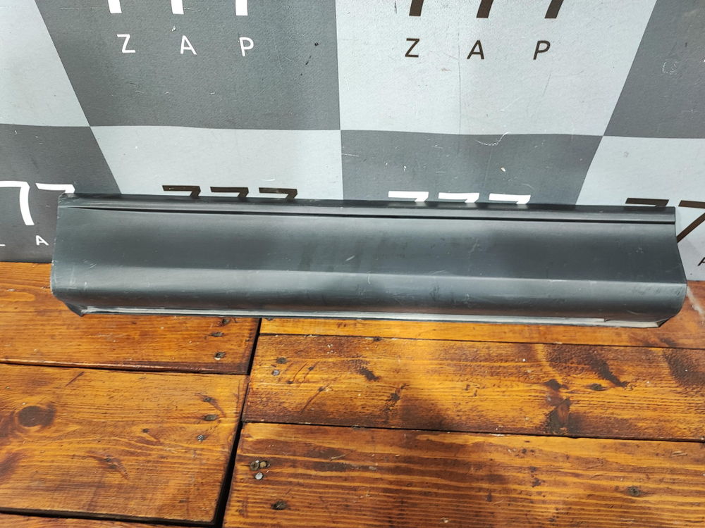 Накладка двери задней правой Mazda CX-5 2 (KF) 17-нв Б/У Оригинал KB7W51RC1