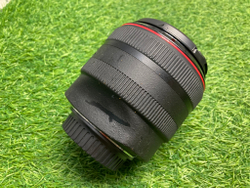 Canon EF 85mm 1.2L II USM