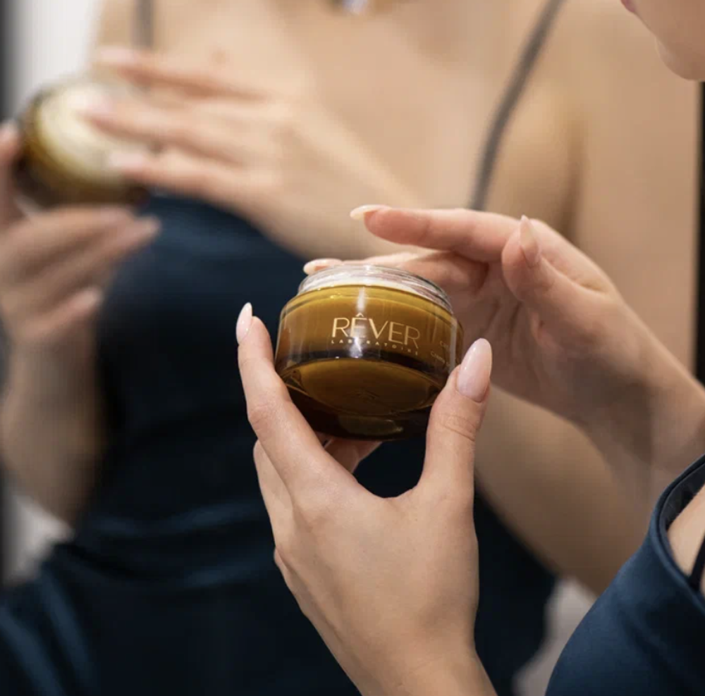Rever Ночной восстанавливающий крем с эффектом сияния-CRÈME SUPRÊME NUIT 24 KT Crema oro ill. Notte,50 мл