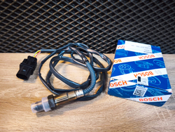 Датчик кислорода №1 до катализатора  Bosch  VAG Audi A4 B8