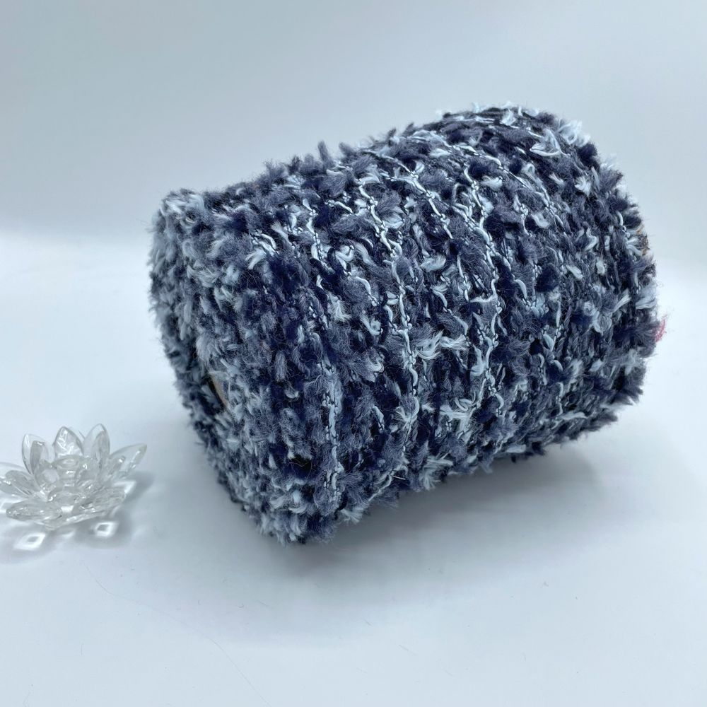 Lineapiu S.P.A. 45% меринос 49% полиамид 6% полиакрил (пёрышки)