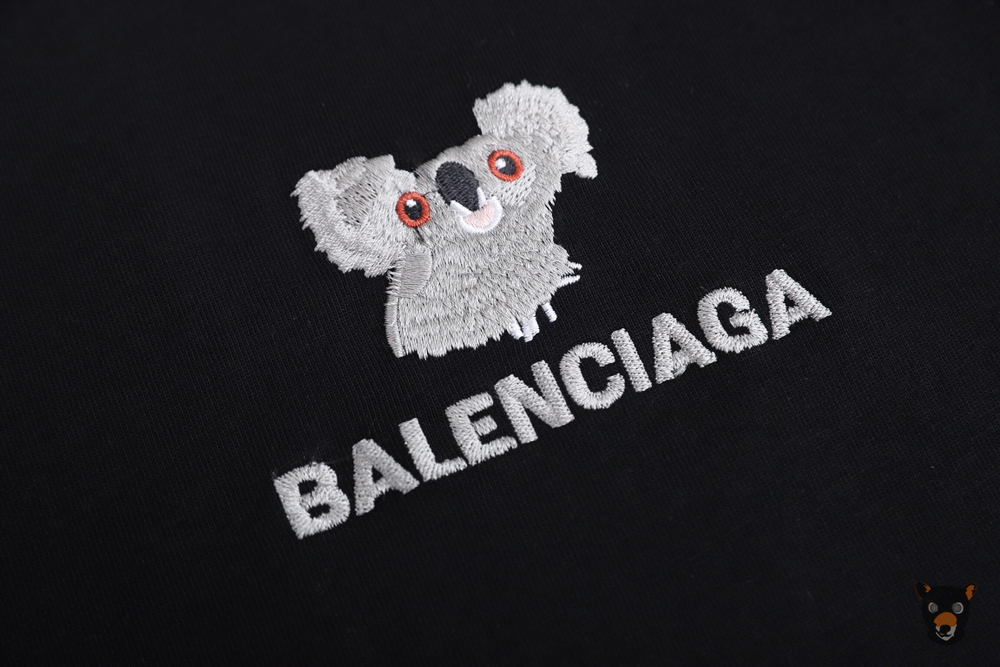 Футболка Balenciaga