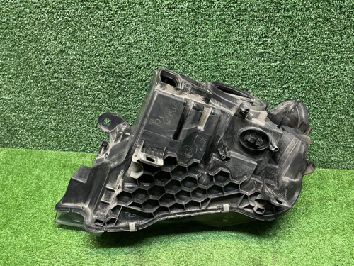 Фара правая BMW X3 F25 (2014-2017) ксенон