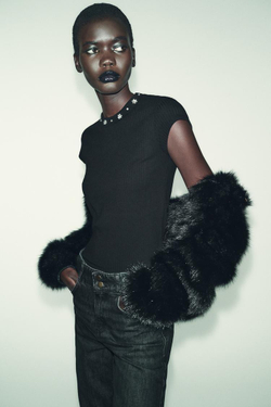 ZARA ФУТБОЛКА С КОРОТКИМИ РУКАВАМИ И БУСИНАМИ, ЧЕРНЫЙ