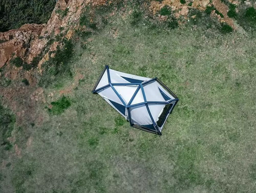 Палатка Naturehike Lingfeng Air 7.3 2-местная, быстросборная, надувной каркас, бело-голубая