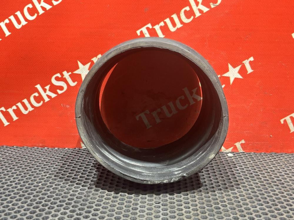 Патрубок воздушного фильтра