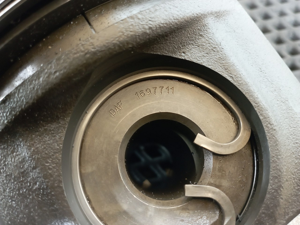 Поршень с шатуном