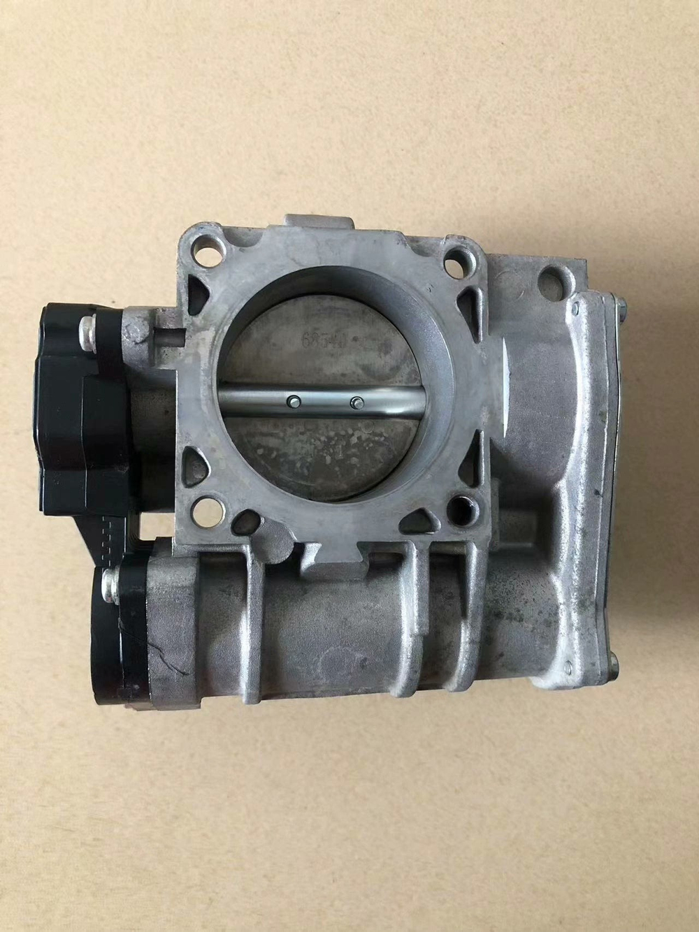 Дроссельная заслонка Geely Emgrand EC8 GX7 SX7 4G20 4G24 28124937