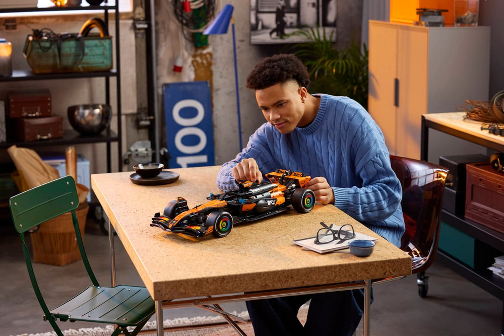 Конструктор LEGO Technic 42228 McLaren MCL39 F1 Car