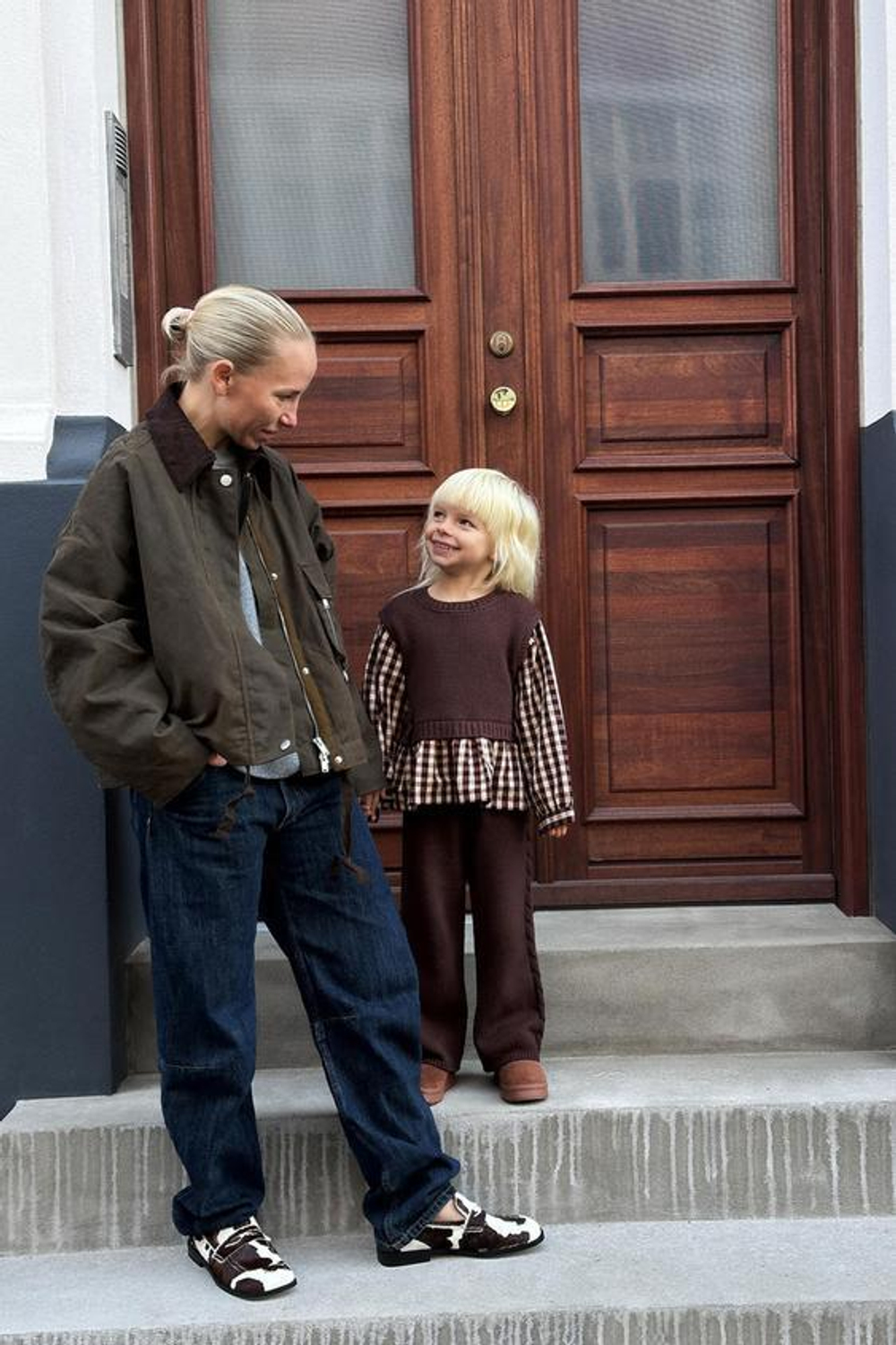 ZARA ВЯЗАНЫЕ БРЮКИ С УЗОРОМ «КОСЫ», ШОКОЛАДНЫЙ