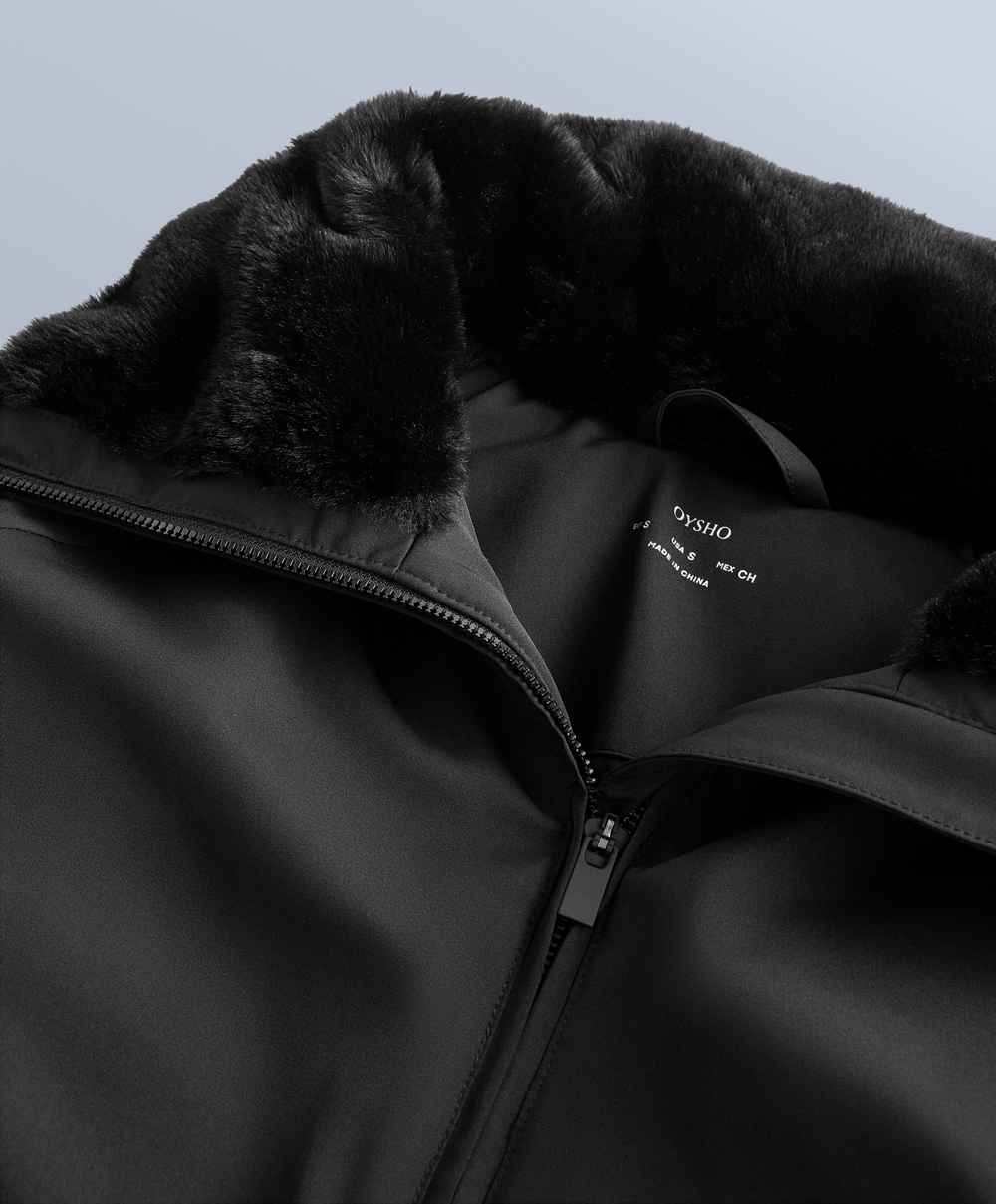 Oysho Водонепроницаемая утепленная куртка Primaloft® SKI, черный