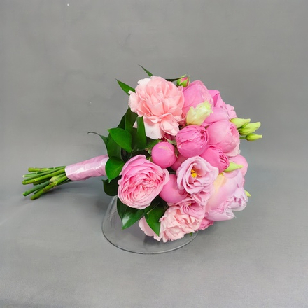 Букет невесты и бутоньерка